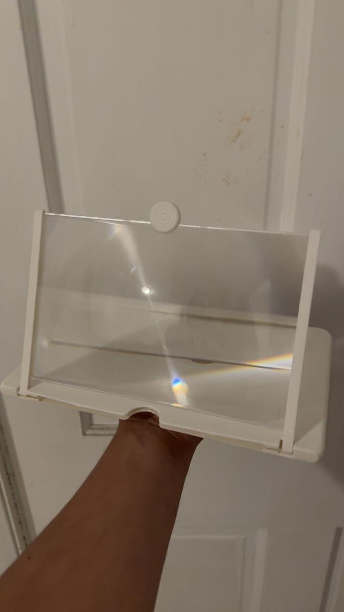 3D MOBILE PHONE SCREEN MAGNIFIER